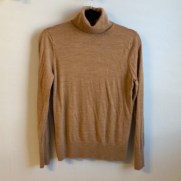 Gap Merino Wool Turtleneck - Picture 2 of 7